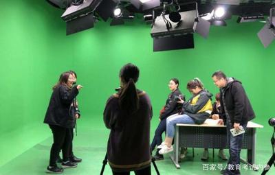 女生占據考研C位！最適合女生考研專業推薦及群眾文藝演出的參與價值